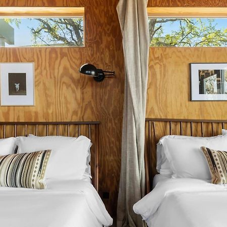 Lazo House - Riverfront With Overlooking Llano River Exteriér fotografie