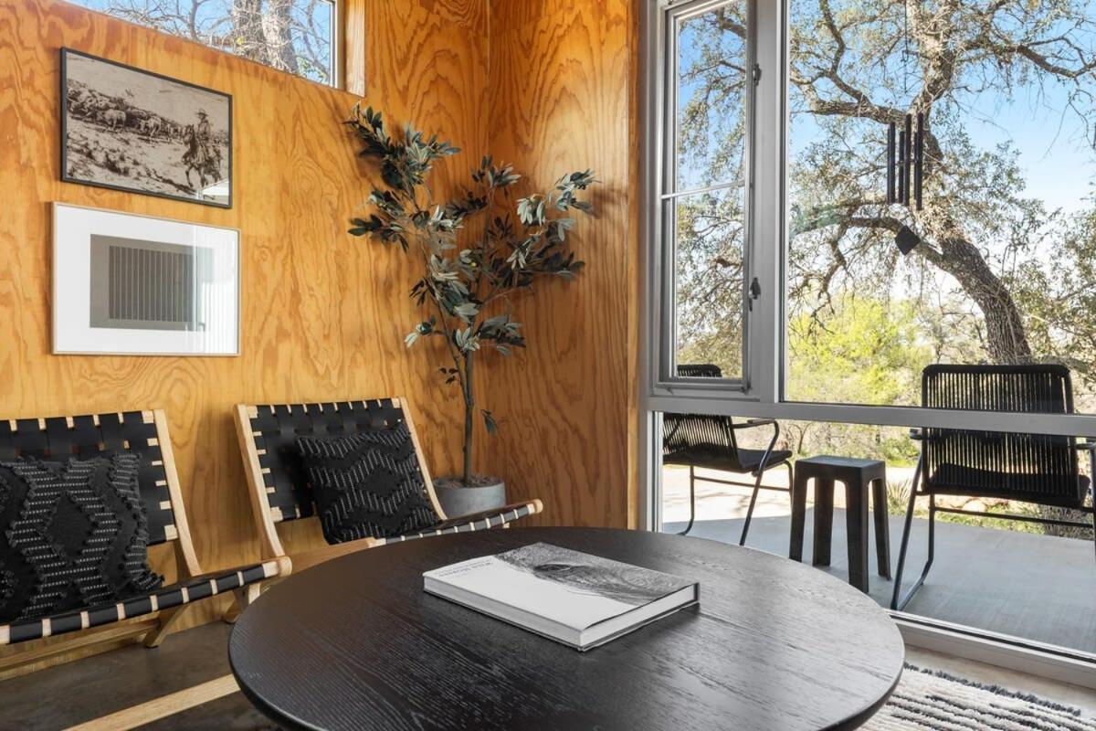 Lazo House - Riverfront With Overlooking Llano River Exteriér fotografie